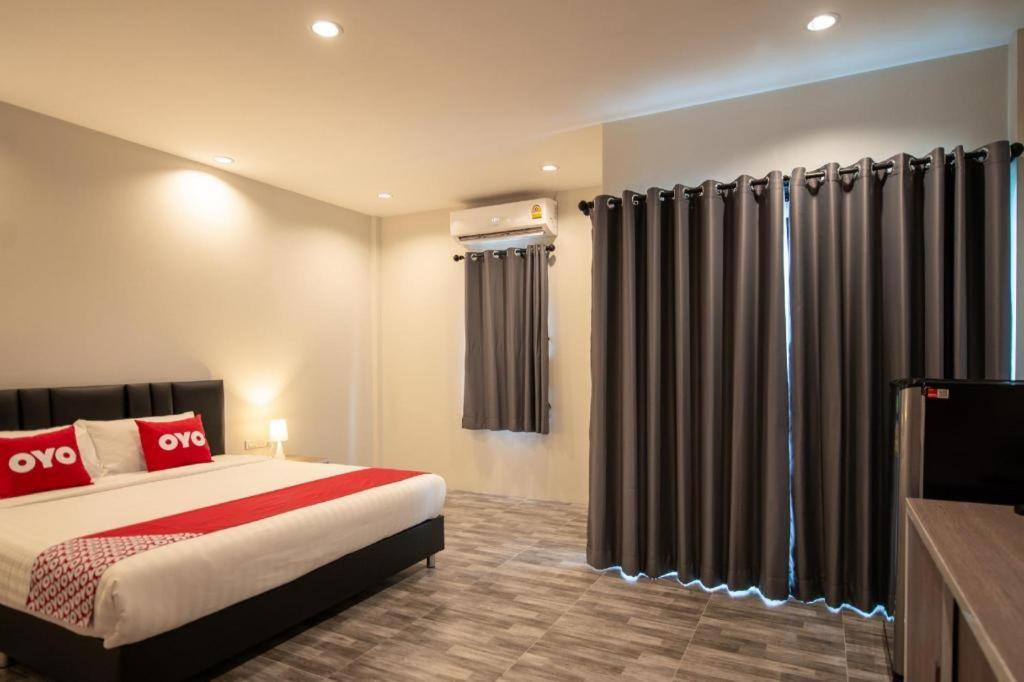 Hotel Oyo 259 Baan Napatr Bang Tao Beach  Zewnętrze zdjęcie