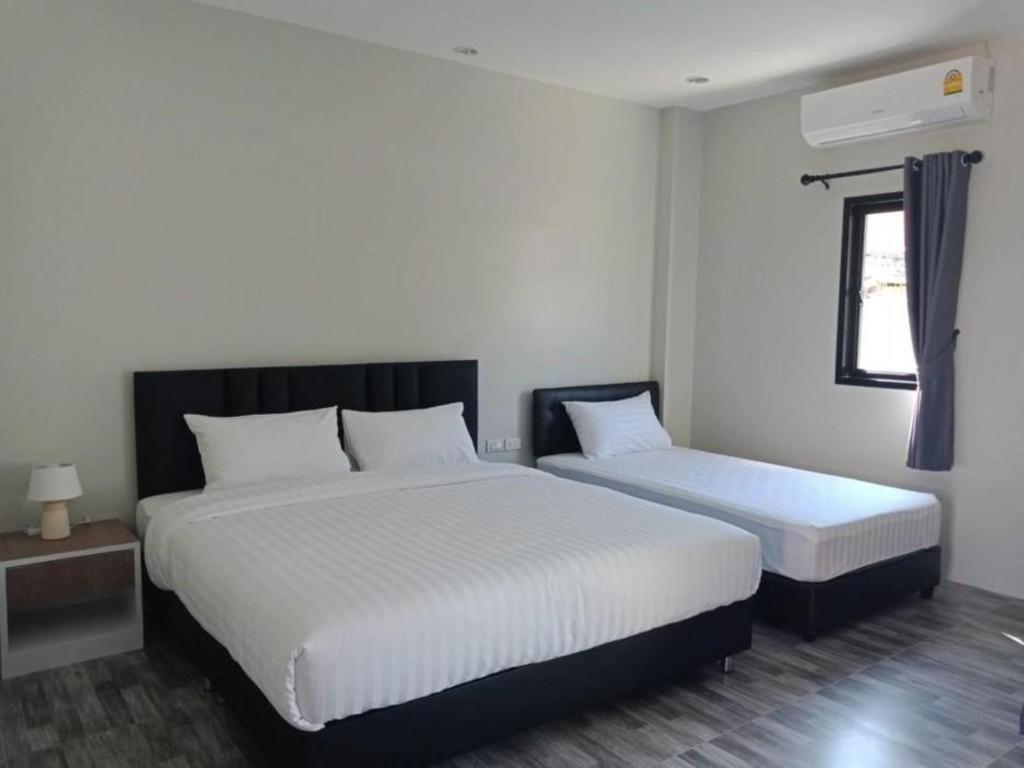 Hotel Oyo 259 Baan Napatr Bang Tao Beach  Zewnętrze zdjęcie