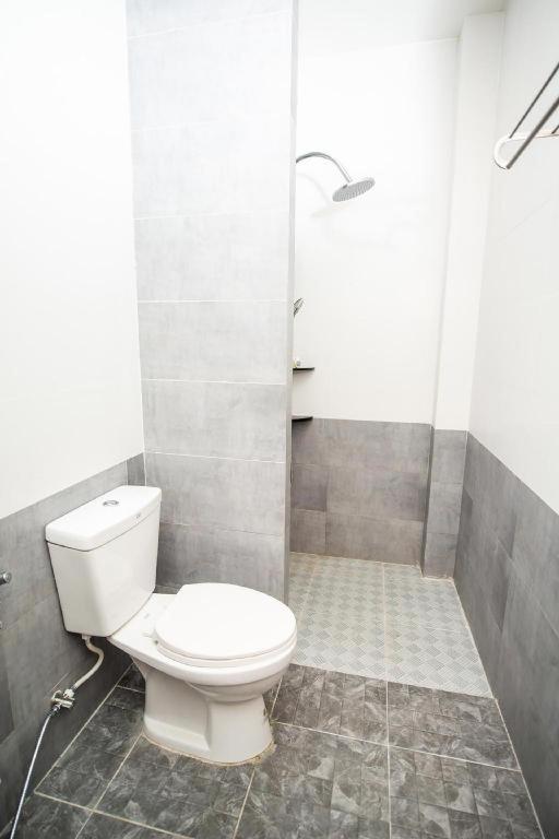 Hotel Oyo 259 Baan Napatr Bang Tao Beach  Zewnętrze zdjęcie