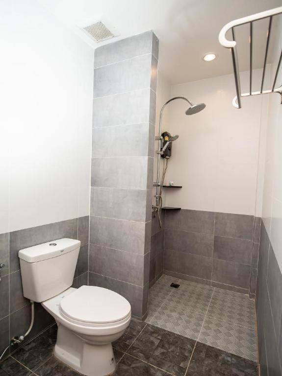 Hotel Oyo 259 Baan Napatr Bang Tao Beach  Zewnętrze zdjęcie