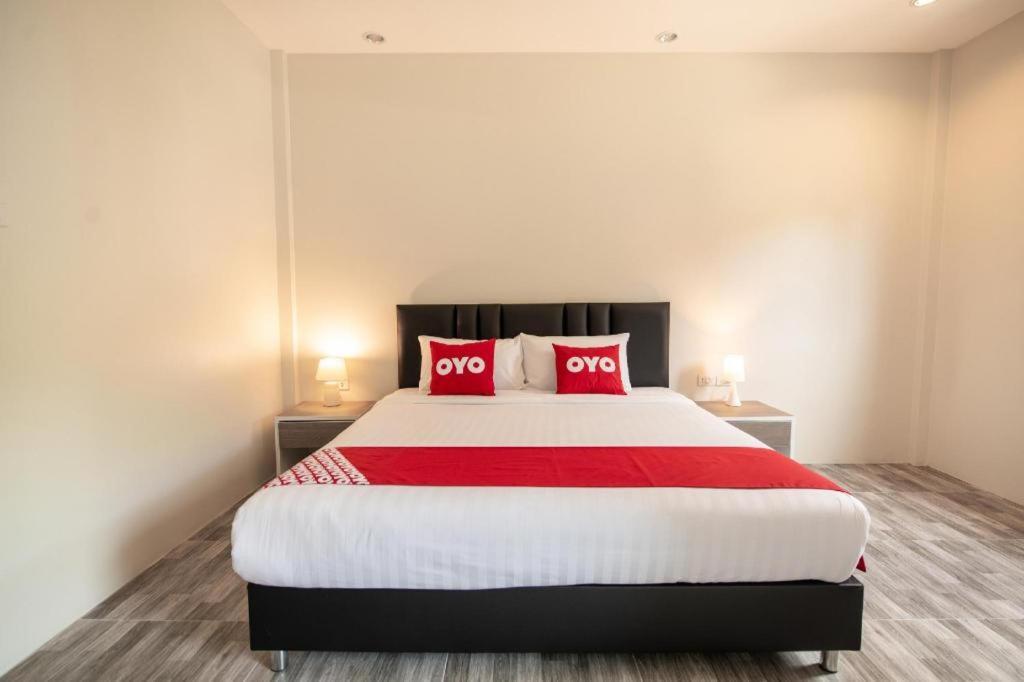 Hotel Oyo 259 Baan Napatr Bang Tao Beach  Zewnętrze zdjęcie