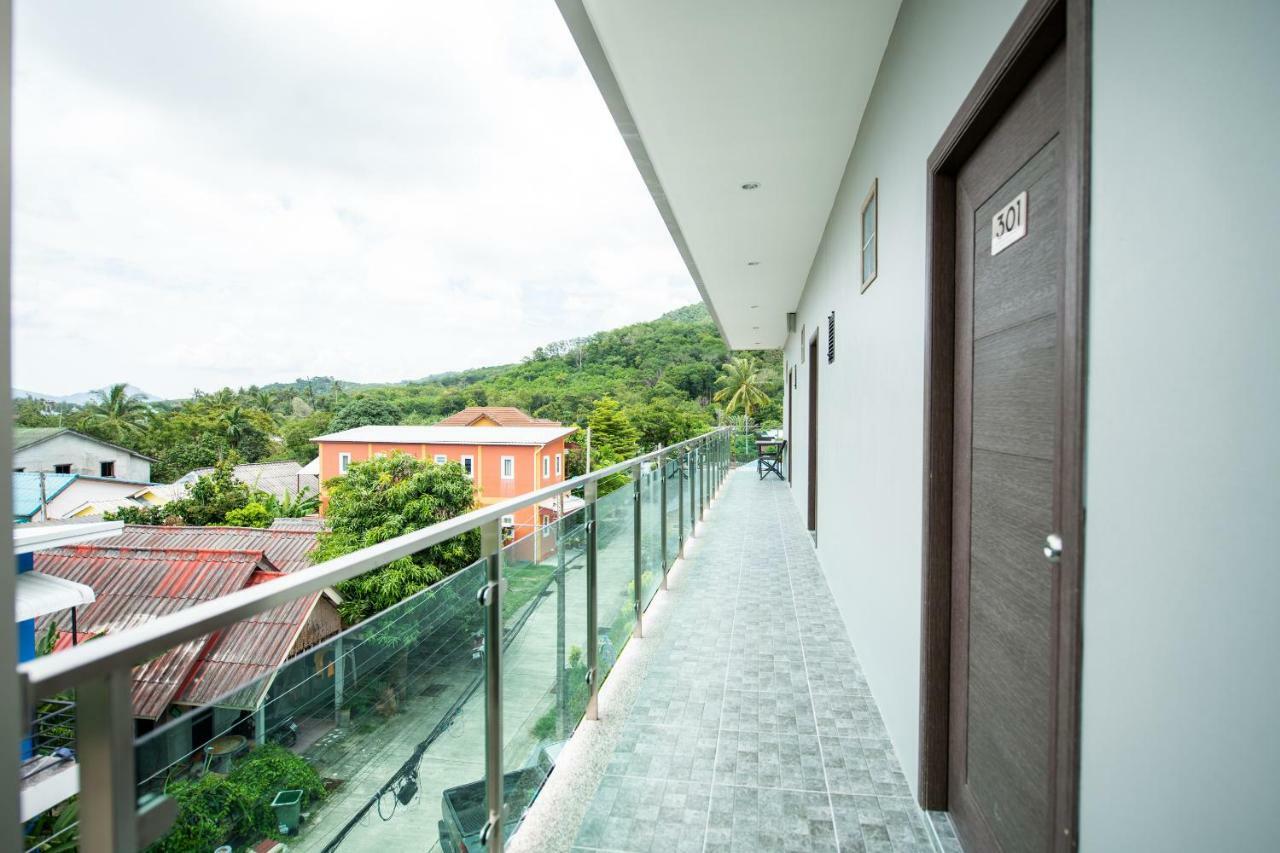 Hotel Oyo 259 Baan Napatr Bang Tao Beach  Zewnętrze zdjęcie